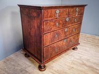 18th Century Walnut Chest of Drawers (7 of 11) 18th Century Walnut Chest of Drawers (7 of 11)