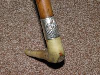 Antique GRIFFITH LONDON Gents Hunting Scene Hunt Whip W/Beaufort Leather Thong (2 of 11) Antique GRIFFITH LONDON Gents Hunting Scene Hunt Whip W/Beaufort Leather Thong (2 of 11)