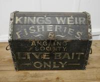 Pine Fishing Bait Box (2 of 6) Pine Fishing Bait Box (2 of 6)