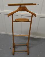 Art Deco Gentleman’s Floor Standing Golden Beech Suit Hanger (3 of 4) Art Deco Gentleman’s Floor Standing Golden Beech Suit Hanger (3 of 4)