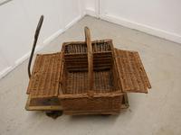 Large Wicker Picnic Basket (2 of 4) Large Wicker Picnic Basket (2 of 4)