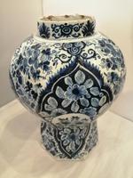 Superb 18th Century Dutch Delft Vase (3 of 10) Superb 18th Century Dutch Delft Vase (3 of 10)