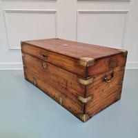 Camphorwood Military Trunk Owned by First World War Veteran (2 of 7) Camphorwood Military Trunk Owned by First World War Veteran (2 of 7)