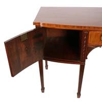 Georgian Mahogany Bowfront Sideboard (5 of 8) Georgian Mahogany Bowfront Sideboard (5 of 8)