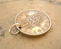 Vintage Pocket Watch Chain Fob 1963 Lucky Silver One Shilling Old 5d Coin Fob (3 of 7) Vintage Pocket Watch Chain Fob 1963 Lucky Silver One Shilling Old 5d Coin Fob (3 of 7)