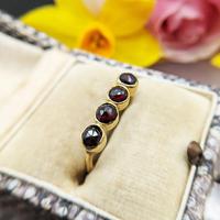 Vintage 18ct Gold Four Garnet Crystal Ring (3 of 9) Vintage 18ct Gold Four Garnet Crystal Ring (3 of 9)