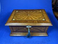19th century French Walnut Inlaid Jewellery Box. (5 of 16) 19th century French Walnut Inlaid Jewellery Box. (5 of 16)