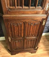 Gothic Style Oak Corner Cabinet (2 of 14) Gothic Style Oak Corner Cabinet (2 of 14)