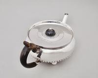Gorgeous Victorian Silver Teapot by Holland & Slater, London 1880 (7 of 8) Gorgeous Victorian Silver Teapot by Holland & Slater, London 1880 (7 of 8)