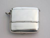 Large Edwardian Silver Combination Vesta Case & Cheroot Holder Case, by Joseph Gloster, Birmingham 1904 (2 of 14) Large Edwardian Silver Combination Vesta Case & Cheroot Holder Case, by Joseph Gloster, Birmingham 1904 (2 of 14)