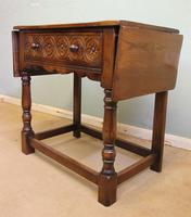 Single Drawer Oak Side Table (4 of 9) Single Drawer Oak Side Table (4 of 9)