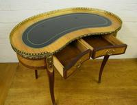 Quality satinwood & mahogany kidney shaped writing desk by h&l Epstein (3 of 8) Quality satinwood & mahogany kidney shaped writing desk by h&l Epstein (3 of 8)