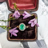 Vintage 18ct Gold Emerald & Diamond Cluster Ring (8 of 11) Vintage 18ct Gold Emerald & Diamond Cluster Ring (8 of 11)