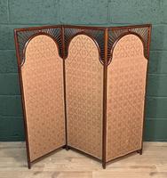 Liberty style modesty screen (5 of 6) Liberty style modesty screen (5 of 6)