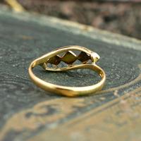 The Antique Art Deco Five Chip Diamond Ring (2 of 4) The Antique Art Deco Five Chip Diamond Ring (2 of 4)