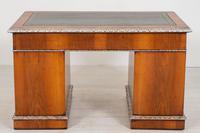 Superb Victorian Walnut 2 Pedestal Desk (10 of 10) Superb Victorian Walnut 2 Pedestal Desk (10 of 10)