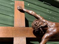 Large Oak Crucifix (4 of 6) Large Oak Crucifix (4 of 6)