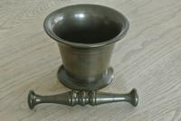 Good English Early 19th Century Bronze Mortar & Pestle (2 of 6) Good English Early 19th Century Bronze Mortar & Pestle (2 of 6)