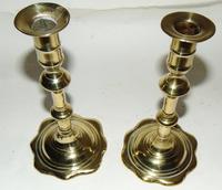 Pair of George III Brass Petal Base Candlesticks (2 of 6) Pair of George III Brass Petal Base Candlesticks (2 of 6)