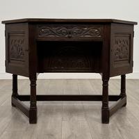 Antique 20th Century Good Quality Carved Oak Desk