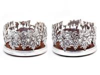 Pair of Good Quality Silver Plated Cast Open Work Grape & Vine Coasters (2 of 5) Pair of Good Quality Silver Plated Cast Open Work Grape & Vine Coasters (2 of 5)