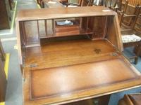 3 Drawer Fall Front Bureau in Oak (2 of 2) 3 Drawer Fall Front Bureau in Oak (2 of 2)