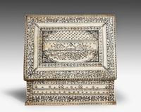 Early 19th Century Vizagapatam Bone Box (4 of 9) Early 19th Century Vizagapatam Bone Box (4 of 9)
