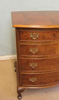 Small Burr Walnut Bow Front Chest Drawers (2 of 7) Small Burr Walnut Bow Front Chest Drawers (2 of 7)