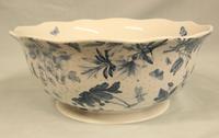 Antique Style Blue & White Bowl (4 of 5) Antique Style Blue & White Bowl (4 of 5)