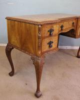 Antique Serpentine Shaped Burr Walnut Side Table (7 of 13) Antique Serpentine Shaped Burr Walnut Side Table (7 of 13)
