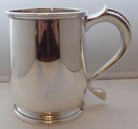 1939 1 Pint Tankard Hallmarked Solid Silver Christening Mug William Neale (2 of 8) 1939 1 Pint Tankard Hallmarked Solid Silver Christening Mug William Neale (2 of 8)