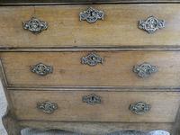Neat Dutch Oak Chest of Drawers (4 of 11) Neat Dutch Oak Chest of Drawers (4 of 11)