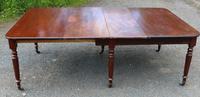 1830s Mahogany Pull-out Table with Two Leaves on Turned Legs with Castors (5 of 7) 1830s Mahogany Pull-out Table with Two Leaves on Turned Legs with Castors (5 of 7)