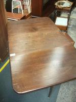 Large Queen Anne Legged Dining Table with 2 Drawers (2 of 3) Large Queen Anne Legged Dining Table with 2 Drawers (2 of 3)