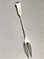 Edwardian Reynolds Angels Silver Pickle Fork (3 of 4) Edwardian Reynolds Angels Silver Pickle Fork (3 of 4)