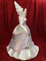 Rare Coalport Limited Edition Figurine "Rain" The Millennium Ball Collection (4 of 9) Rare Coalport Limited Edition Figurine "Rain" The Millennium Ball Collection (4 of 9)