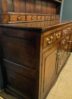 Very Good 18th Century Oak Dresser (8 of 15) Very Good 18th Century Oak Dresser (8 of 15)