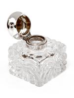 John Grinsell Silver Mounted and Cut Glass Swirl Design Inkwell (4 of 4) John Grinsell Silver Mounted and Cut Glass Swirl Design Inkwell (4 of 4)