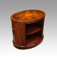 1930's Oval Mahogany Centre Table (6 of 7) 1930's Oval Mahogany Centre Table (6 of 7)