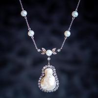 Art Deco Baroque Pearl Diamond Lavaliere Necklace 18ct Gold 2ct of Diamond c.1920 (5 of 9) Art Deco Baroque Pearl Diamond Lavaliere Necklace 18ct Gold 2ct of Diamond c.1920 (5 of 9)
