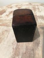 Miniature Leather Trunk Containing a Pair of Clear Glass Scent Bottles (3 of 5) Miniature Leather Trunk Containing a Pair of Clear Glass Scent Bottles (3 of 5)