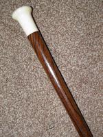 Antique Rosewood Walking Stick / Cane with Pommel Handle Top (8 of 11) Antique Rosewood Walking Stick / Cane with Pommel Handle Top (8 of 11)