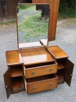 1940s Oak Dressing Table with Linen Fold Detail (2 of 4) 1940s Oak Dressing Table with Linen Fold Detail (2 of 4)