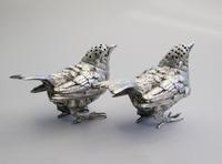 Pair of George V Novelty Silver Wren Peppers, by R H H, Sheffield, 1926 (9 of 12) Pair of George V Novelty Silver Wren Peppers, by R H H, Sheffield, 1926 (9 of 12)