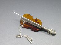 Silver & Amber Violin Brooch / Lapel Pin (3 of 6) Silver & Amber Violin Brooch / Lapel Pin (3 of 6)