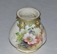 1908 - Royal Worcester - Hand Painted Ovoid Shaped Small Vase - Signed Cole (2 of 9) 1908 - Royal Worcester - Hand Painted Ovoid Shaped Small Vase - Signed Cole (2 of 9)