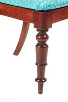 4 Victorian Mahogany Balloon back dining chairs (5 of 6) 4 Victorian Mahogany Balloon back dining chairs (5 of 6)