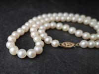 Vintage 1940s Cultured Pearl necklace, 14k gold (2 of 11) Vintage 1940s Cultured Pearl necklace, 14k gold (2 of 11)