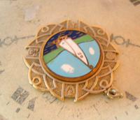 Vintage Pocket Watch Chain Fob 1940s Golden Gilt & Coloured Enamel Sailing Boat Fob (5 of 6) Vintage Pocket Watch Chain Fob 1940s Golden Gilt & Coloured Enamel Sailing Boat Fob (5 of 6)
