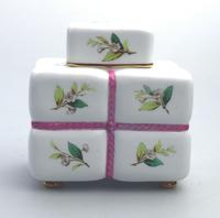 Attributed Christopher Dresser Minton Novelty Tea Caddy 19th Century (4 of 9) Attributed Christopher Dresser Minton Novelty Tea Caddy 19th Century (4 of 9)